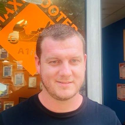 LAHOUSSE Yoann enseignant de la conduite FAMILY PERMIS
